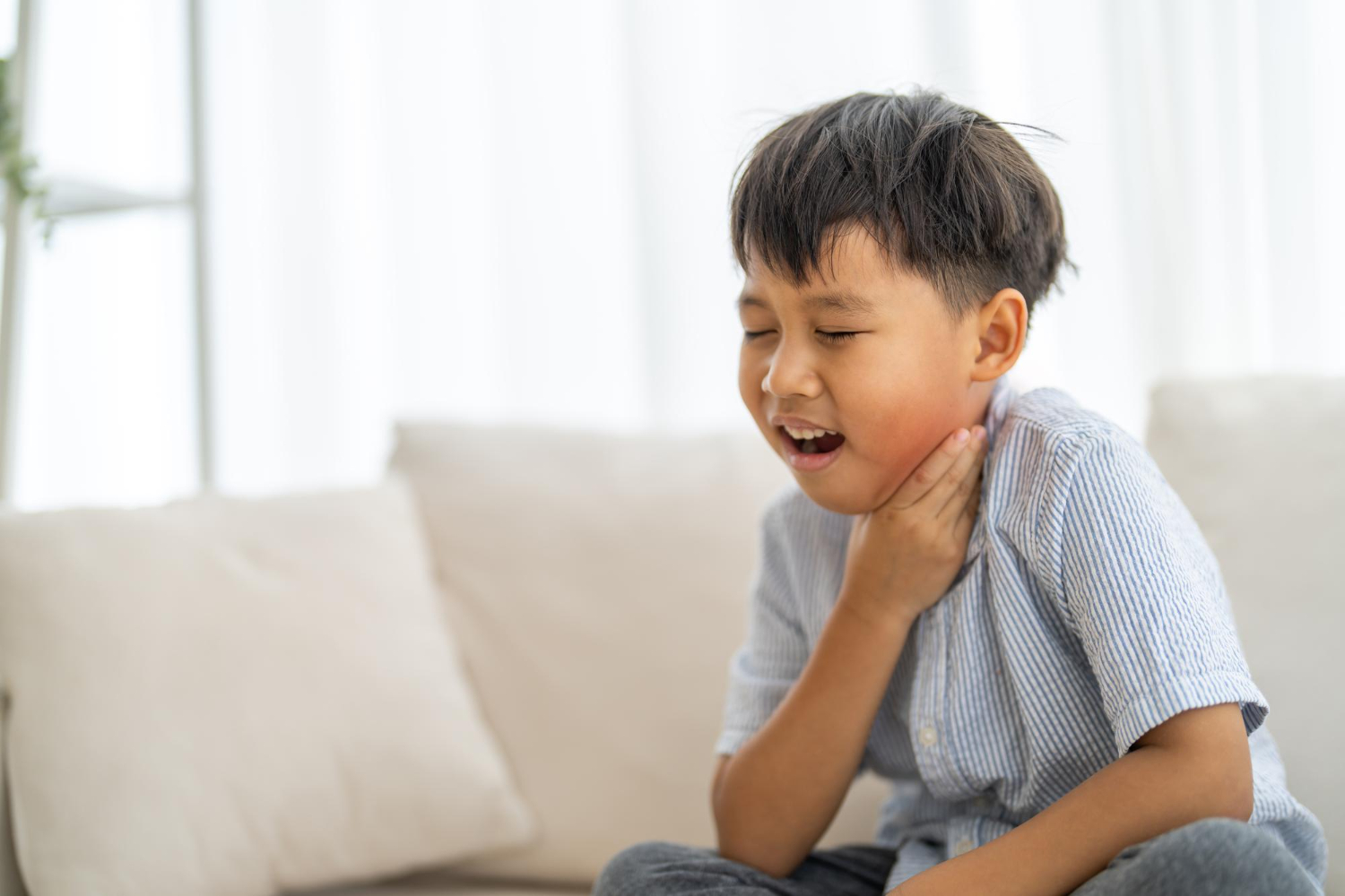 Read more about the article Do Recurrent Throat Infections Mean You Need a Tonsillectomy as an Adult?